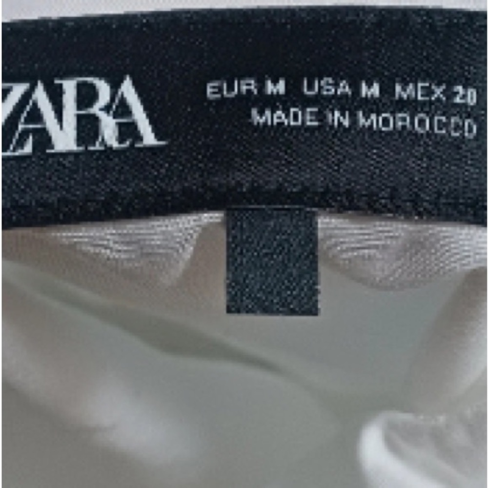 Vestido corto Zara